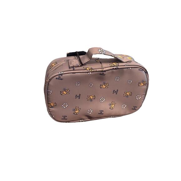 NWT Life Is Good Lucky Dog Gray Cosmetic Toiletry Bag zipper case Dogs - Picture 2 of 4